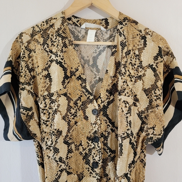 H&M Women's Animal Print Jumpsuit Size 6 Straight Leg Pocket Waist Tie Boho Fall - Picture 2 of 11